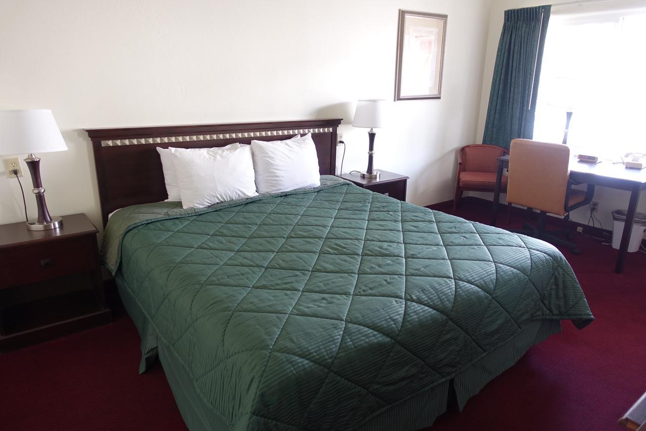 Discovery Inn - ยูเรกา ภายนอก รูปภาพ