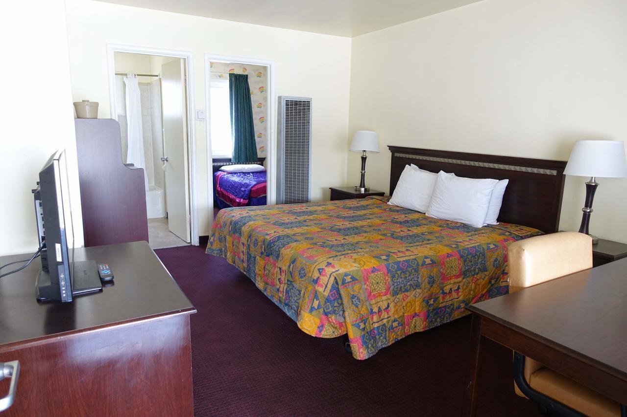 Discovery Inn - ยูเรกา ภายนอก รูปภาพ